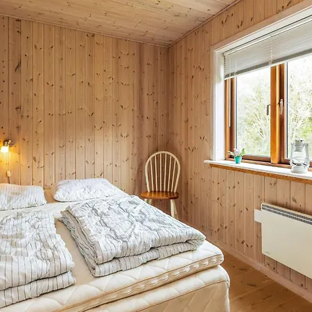 8 Person In Lokken-by Traum * Løkken